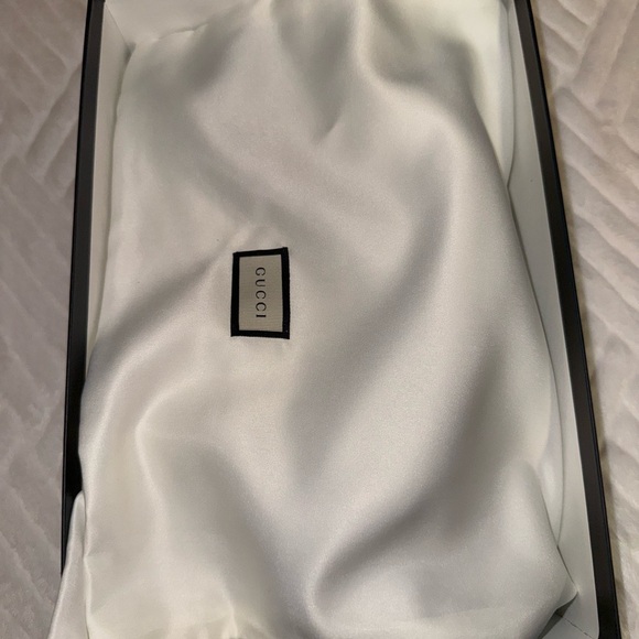 Gucci Embossed Black Crossbody Bag - Picture 7 of 8